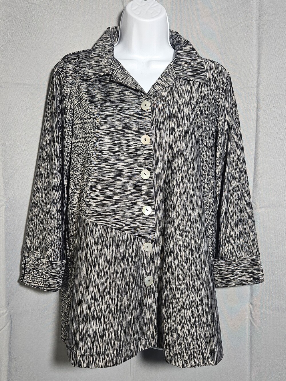 Ali Miles Contemporary Artsy Zig Zag Button Down Black White 3/4 Sleeve Top Sz S